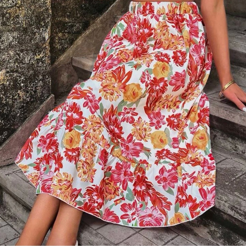 Print Ruffle Hem Skirt - Picture 2 of 3